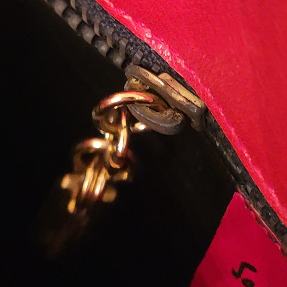 Salvadore Ferragamo Red Leather Purse Handbag Shoulder Pocketbook Handbag - Picture 8 of 12